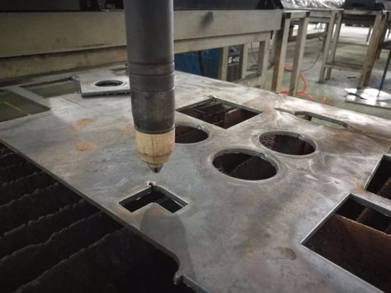 Awtomatikong CNC Hindi kinakalawang na asero pipe cutting machine Plasma cutting machine